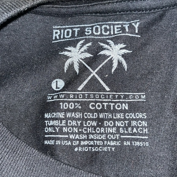 Fiesta Til Death Skull Mens T-Shirt size Large.  Excellent Condition. - Picture 7 of 7